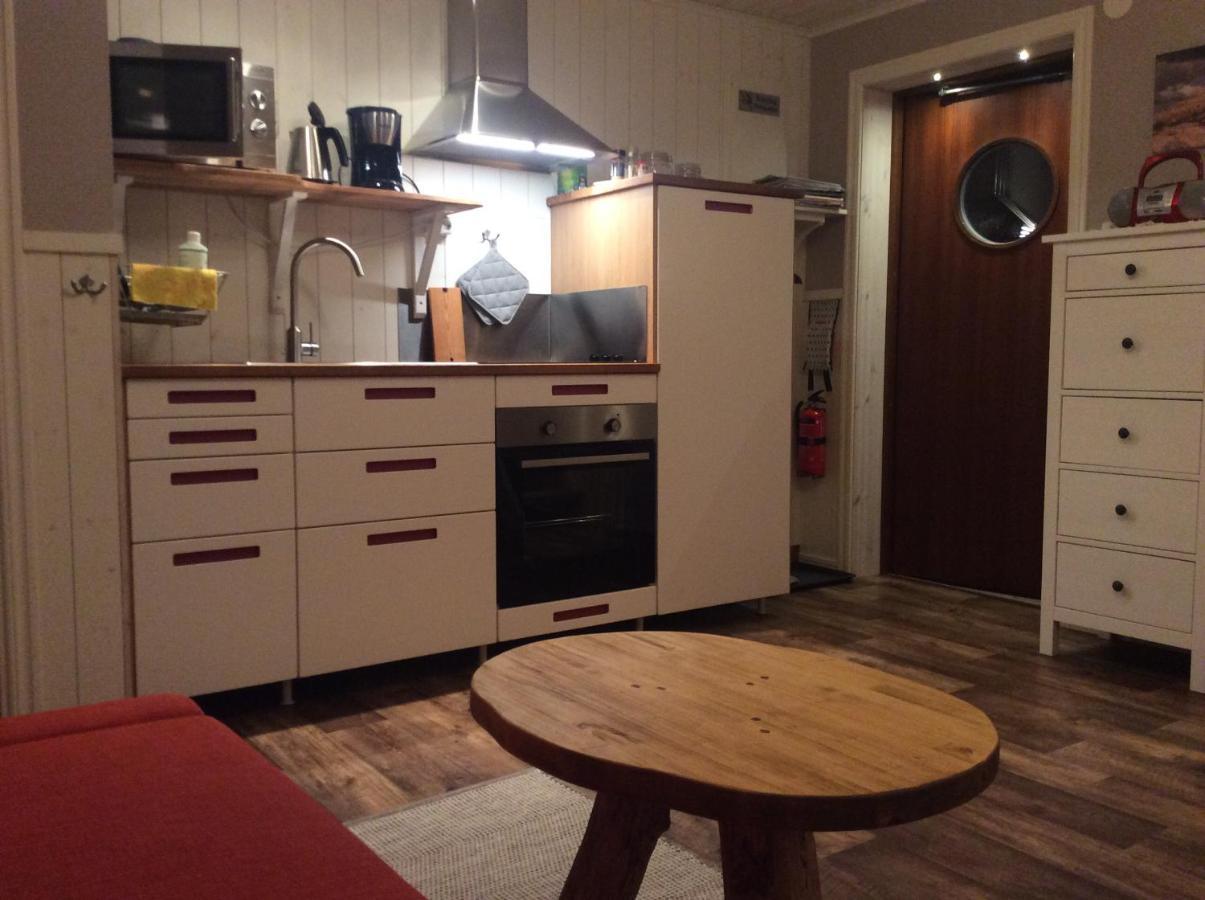 Mysig Och Modern Stuga Pa Snoegard, Naera Havet Och Naturen Lur  Esterno foto