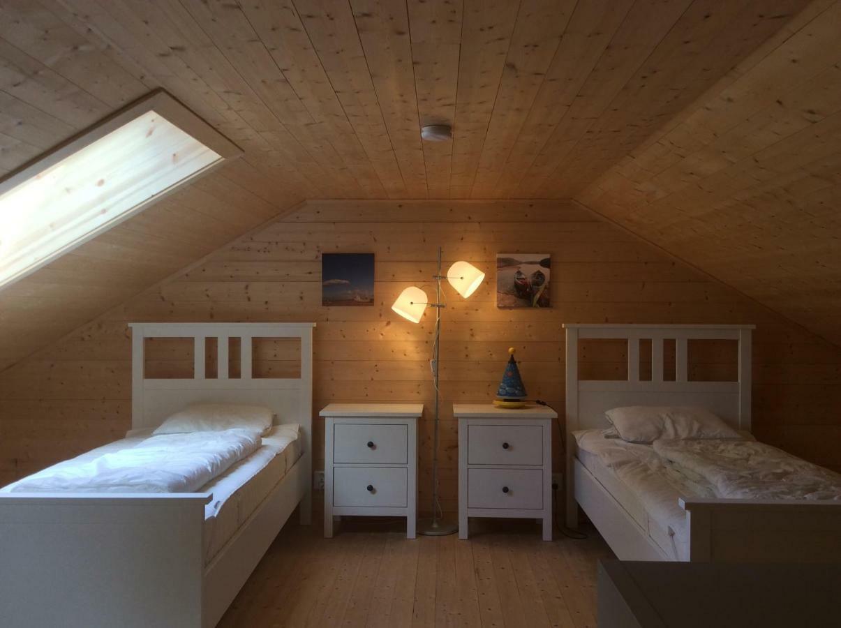 Mysig Och Modern Stuga Pa Snoegard, Naera Havet Och Naturen Lur  Esterno foto